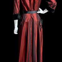 TULA Designer Collection, 1940s vintage dressing gown robe