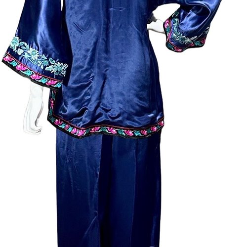 vintage SILK Embroidered Pajamas set, Navy blue embroidered floral cocktail party pjs