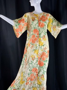 THE ROBERIE vintage caftan, Embossed Flower and Butterflies zip Front House Dress