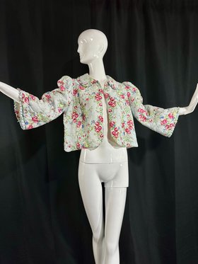 vintage 1930s bed jacket, blue rose print quilted short night robe, bell sleeves