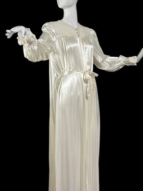 1940s vintage dressing gown robe, shiny white satin