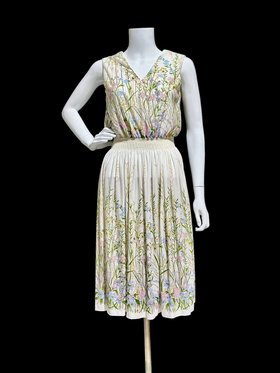 SERBIN 1970s vintage jersey knit floral day dress with elastic smocked waist